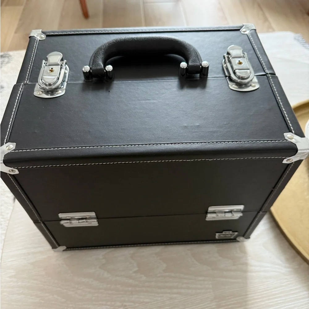 Caboodles Makeup Case